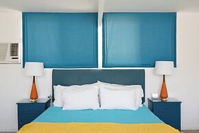 The Monkey Tree by AvantStay – Mid-Century Modern Oasis with Pool