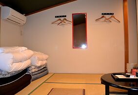 Kyoto Shirakawa Kiraku Inn - Hostel