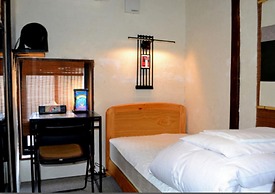 Kyoto Shirakawa Kiraku Inn - Hostel