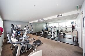 Vibrant Viaduct Harbour