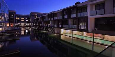 Vibrant Viaduct Harbour