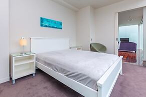 Vibrant Viaduct Harbour