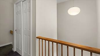 41 Summit Condo Near Mountain Shuttle by RedAwning