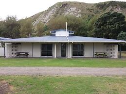 Mahia Beach Motel and Holiday Park