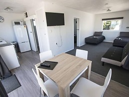 Mahia Beach Motel and Holiday Park