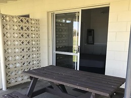 Mahia Beach Motel and Holiday Park