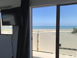 Mahia Beach Motel and Holiday Park