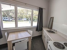 Mahia Beach Motel and Holiday Park