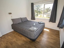 Mahia Beach Motel and Holiday Park