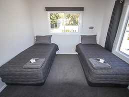 Mahia Beach Motel and Holiday Park