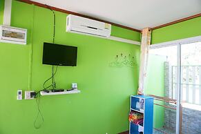 Thong Hug House Resort