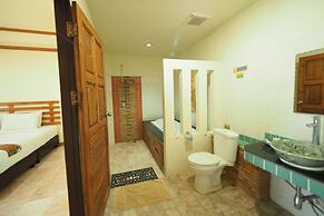 Amorn Sukhothai Hotel