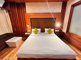 Hotel Platinum Palace