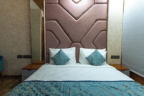 Hotel Platinum Palace