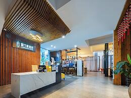 Leading Men Hotel