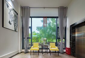Leading Men Hotel