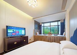 Leading Men Hotel