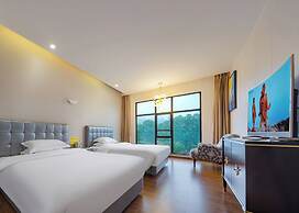 Leading Men Hotel