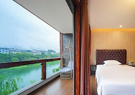 Leading Men Hotel