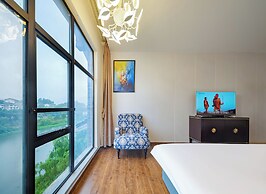 Leading Men Hotel