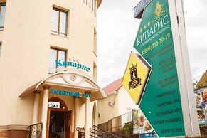 Kiparis Hotel