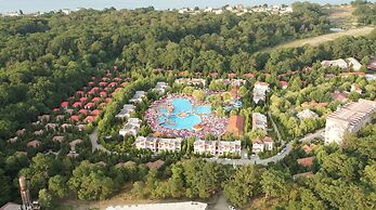 Atlant Holiday Village