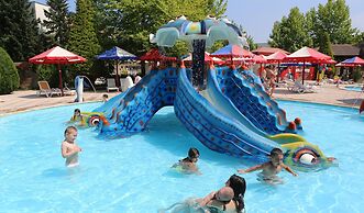 Atlant Holiday Village