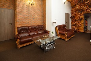 Mezzanine Hotel