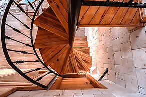 Yediburunlar Lighthouse Boutique Hotel & Restaurant