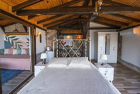 Yediburunlar Lighthouse Boutique Hotel & Restaurant