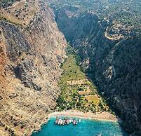 Yediburunlar Lighthouse Boutique Hotel & Restaurant