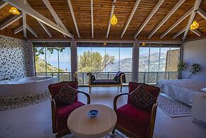 Yediburunlar Lighthouse Boutique Hotel & Restaurant