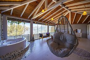 Yediburunlar Lighthouse Boutique Hotel & Restaurant