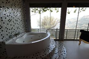 Yediburunlar Lighthouse Boutique Hotel & Restaurant