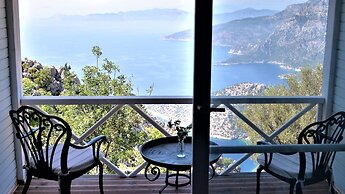 Yediburunlar Lighthouse Boutique Hotel & Restaurant