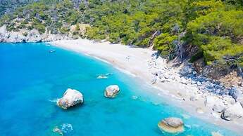 Yediburunlar Lighthouse Boutique Hotel & Restaurant