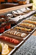 Yediburunlar Lighthouse Boutique Hotel & Restaurant