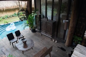 Rustic Hut in Seminyak Bali