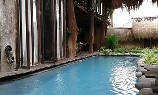 Rustic Hut in Seminyak Bali