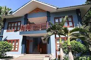 Tran Chau Beach & Resort