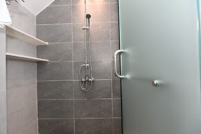 Tran Chau Beach & Resort