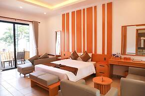 Tran Chau Beach & Resort