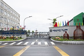 Tran Chau Beach & Resort