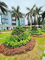 Tran Chau Beach & Resort