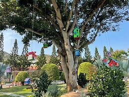 Tran Chau Beach & Resort