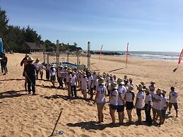 Tran Chau Beach & Resort