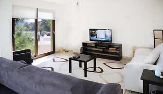 Villa Sandra Torba - 5 Bedrooms