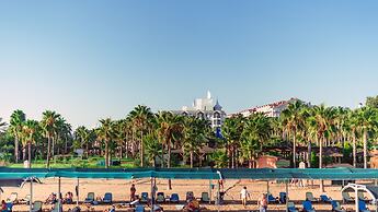 Royal Atlantis Beach