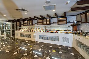 Royal Atlantis Beach