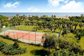 Royal Atlantis Beach